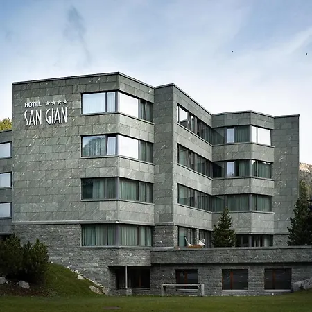 San Gian Готель