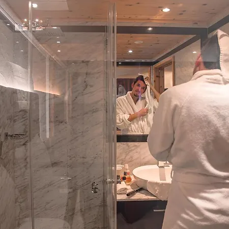 Готель San Gian 4*