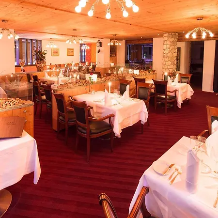 Готель San Gian 4*
